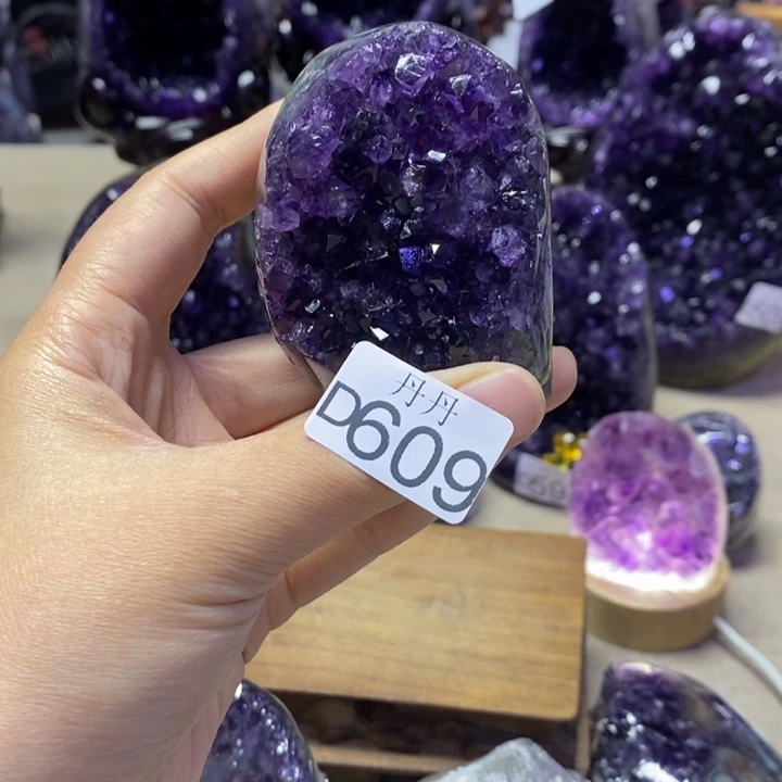 未镶嵌大型摆件（非配饰）水晶