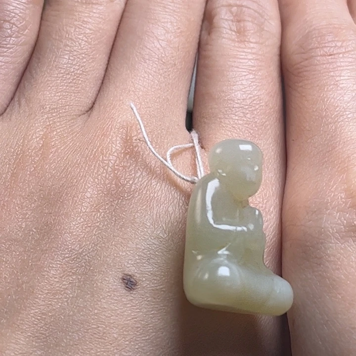 和田玉挂件未镶嵌化****3