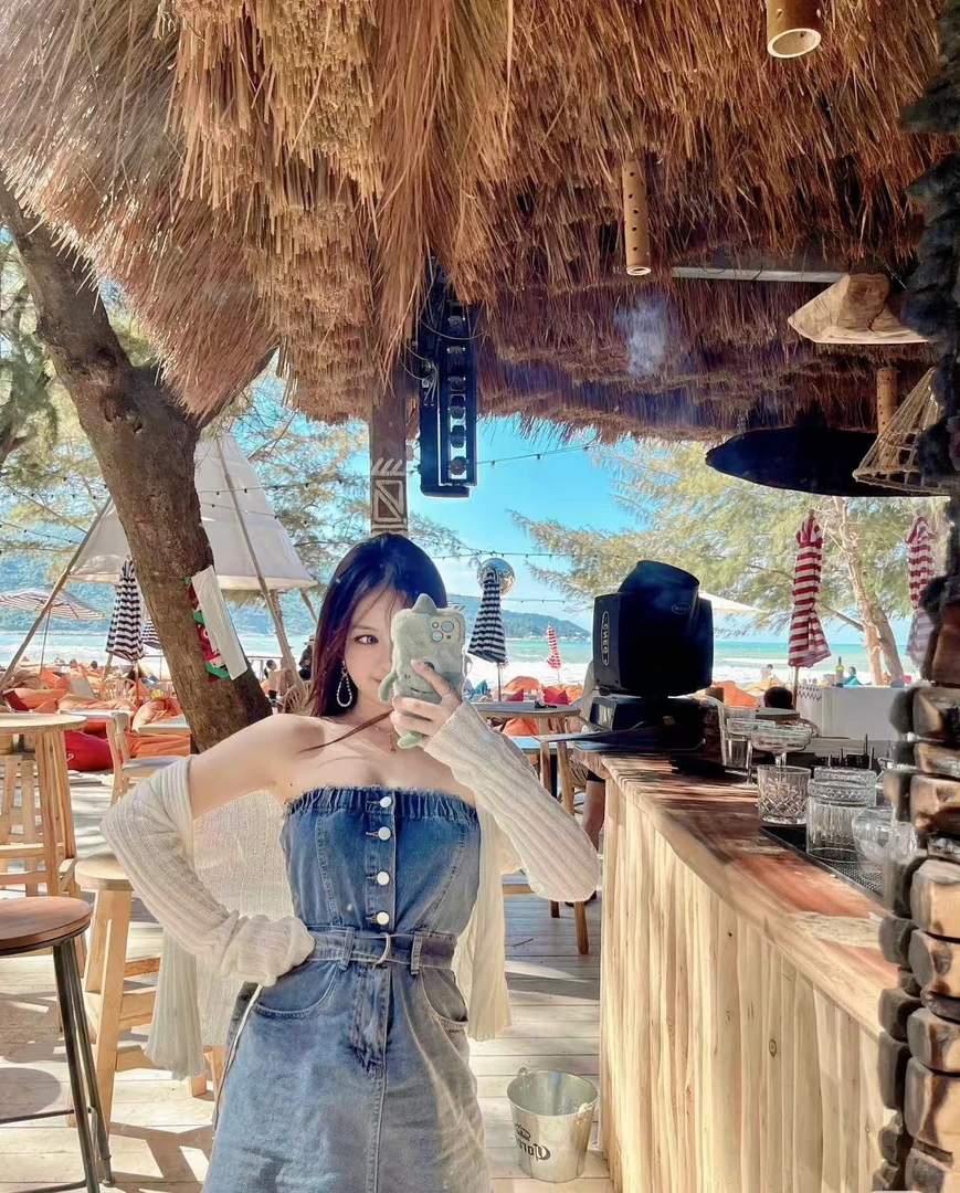 【88号】83285短款设计感气质小众薄款连体裤高腰背带