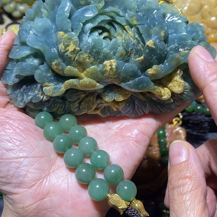 岫玉岫玉吊坠未镶嵌