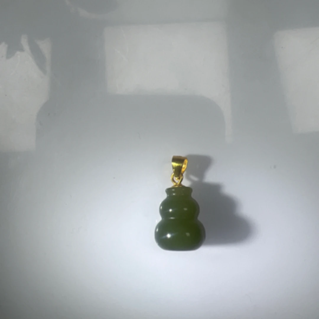 和田玉卡9-12mm葫芦吊坠编号045