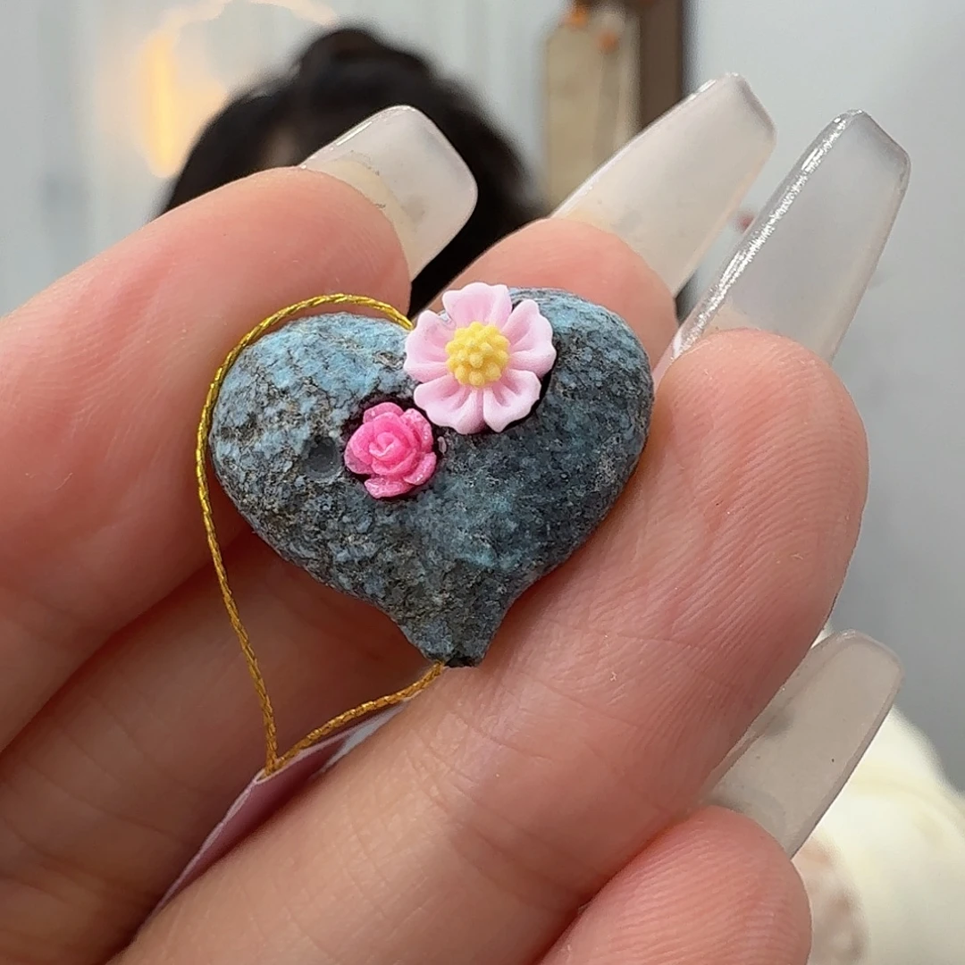 绿松石未镶嵌挂件