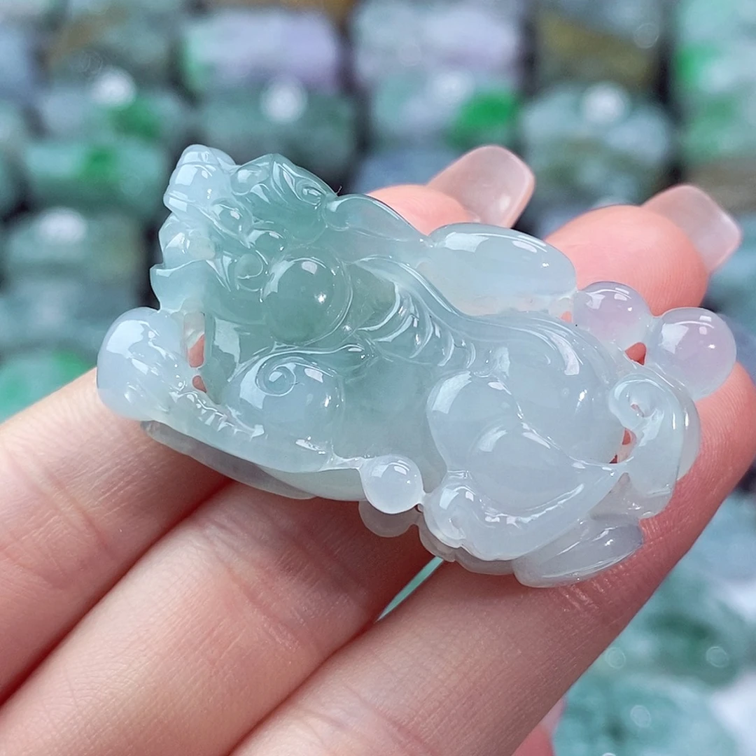 颈饰未镶嵌翡翠天然