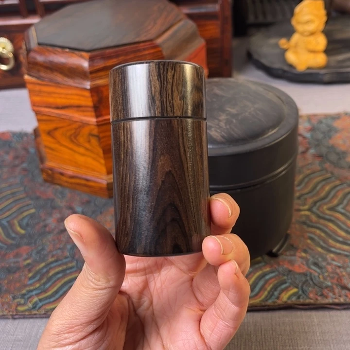 贡木紫光檀小收纳罐