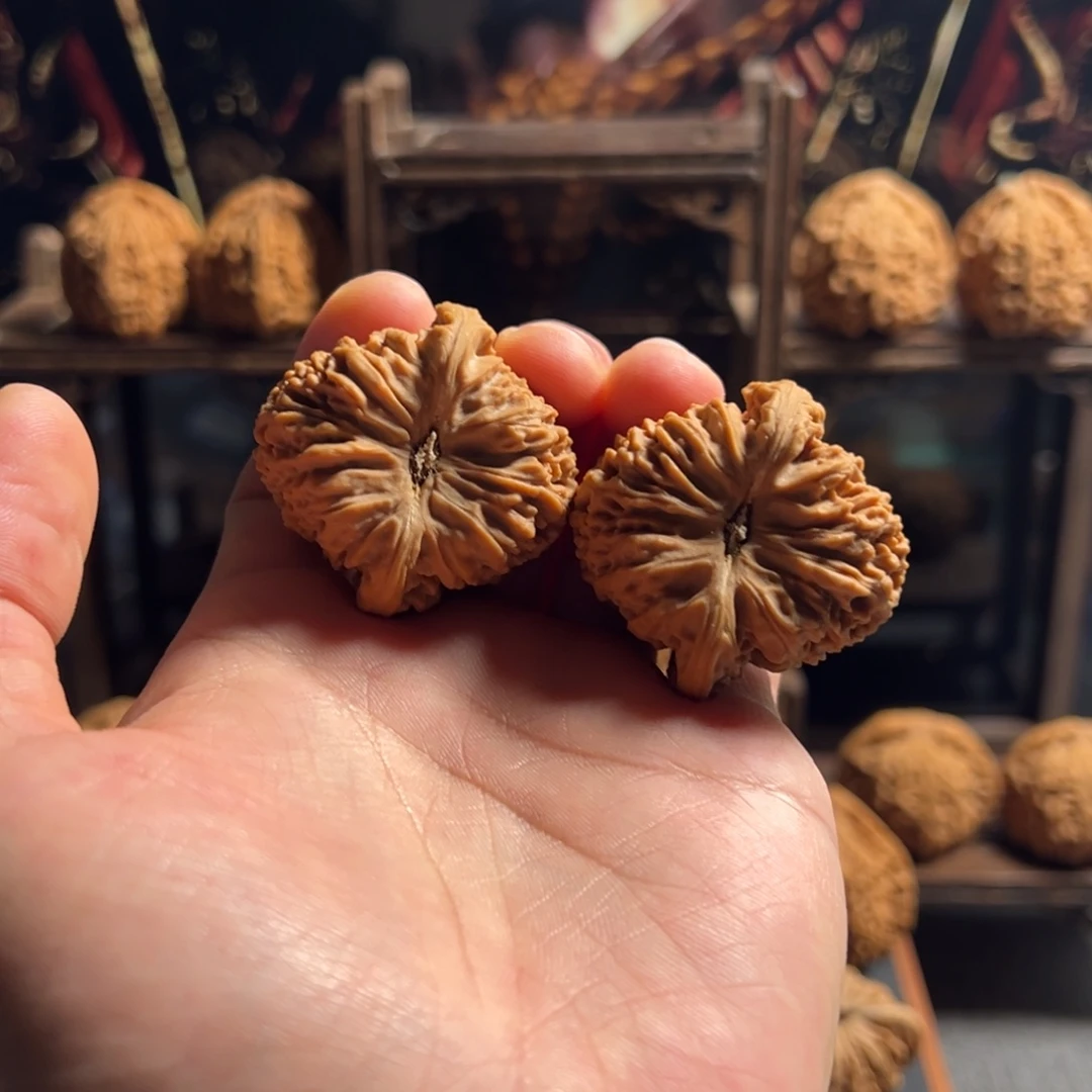 文玩核桃把件孙*空41南疆