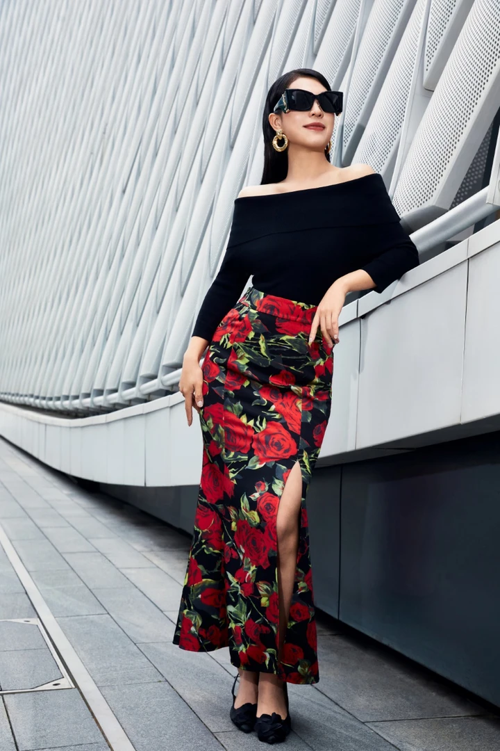 林静茜后墙玫瑰鱼尾半裙