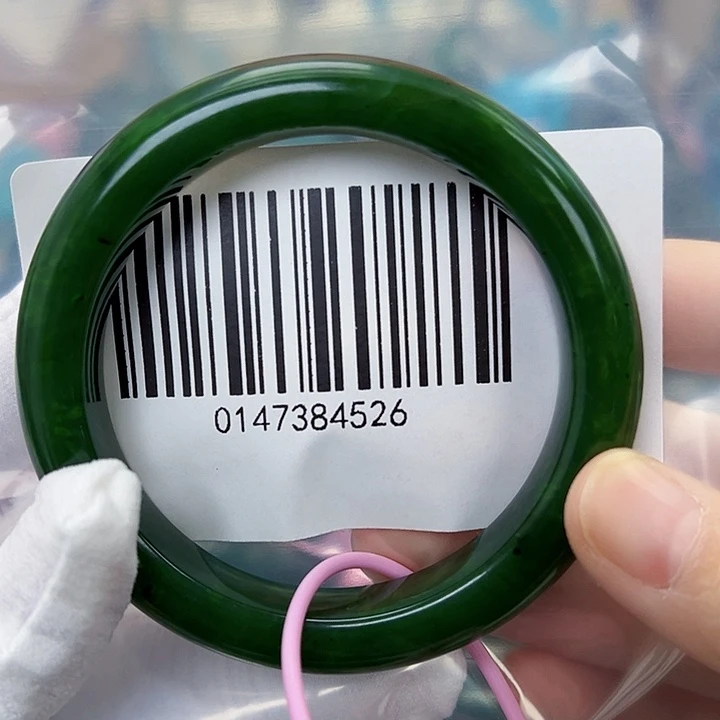 和田玉未镶嵌手镯微瑕5657