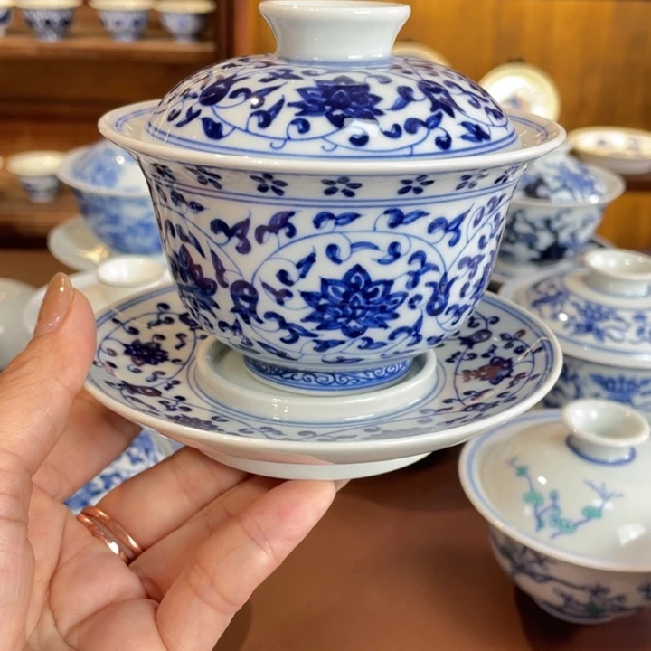 ?*风手工手绘缠枝莲盖碗