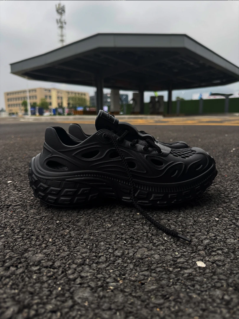 超想猫轮胎洞洞鞋恶搞系列EVA潮流洞洞鞋休闲外穿沙滩鞋增高软底