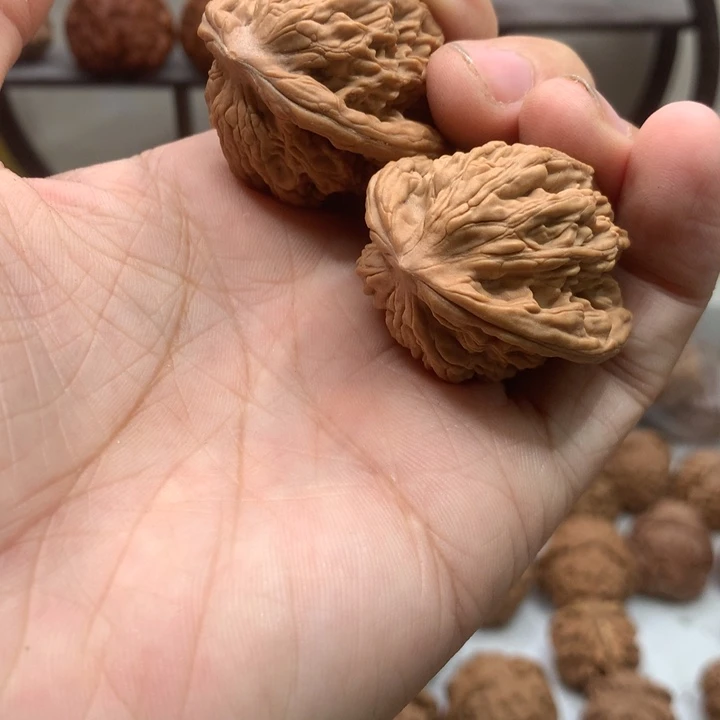 文玩核桃吊坠36 虎头小飞机
