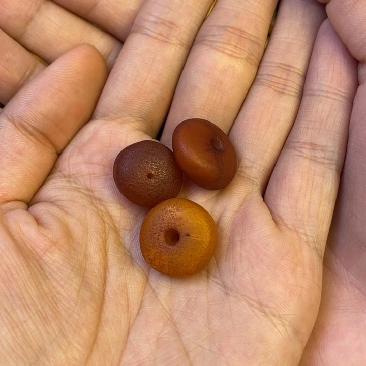 未镶嵌琥珀珠宝奇石多样性发其一