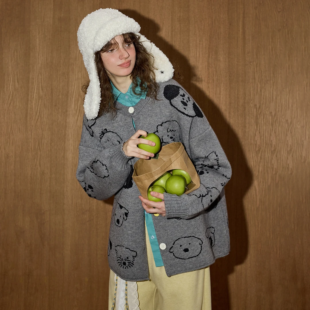 Coolhut【云C专属】日系复古可爱小狗慵懒风毛衣女针织衫CSDZ0380