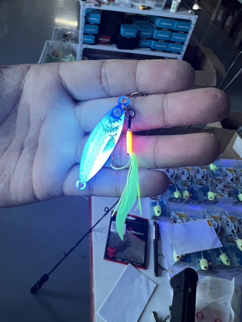 高锑压铸远投飘落铁板全UV  夜光亮丝前钩 淡海水通用