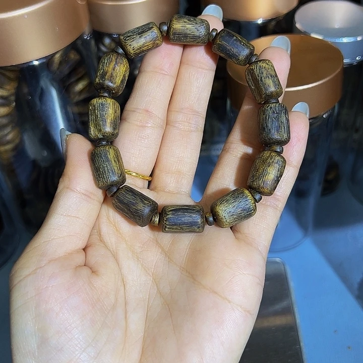 沉香手串麦****单圈老料沉水18金沙叶