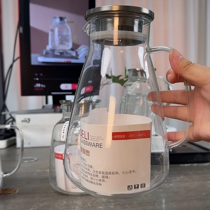 水晶玻璃盖子款2200毫升一只