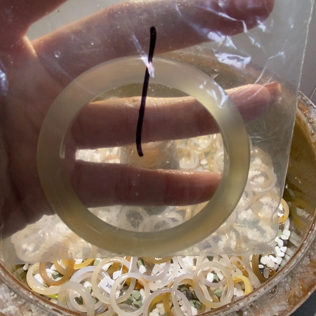 l***子玛瑙/玉髓未镶嵌手镯1号