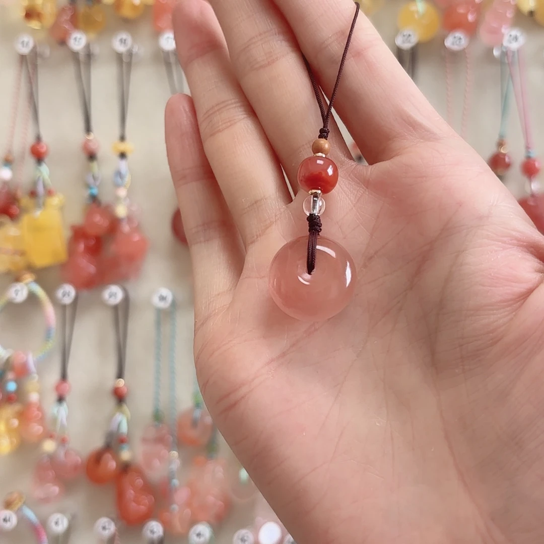 南红玛瑙未镶嵌吊坠(赠链)