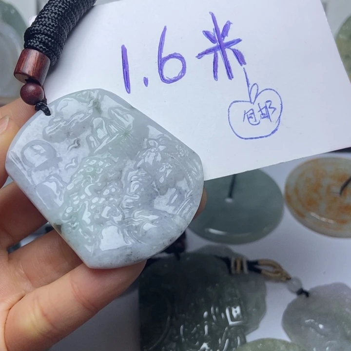 飞***天翡翠未镶嵌颈饰翡翠