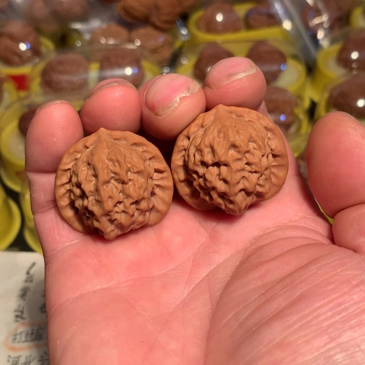 吊坠文玩核桃瓷娃娃35