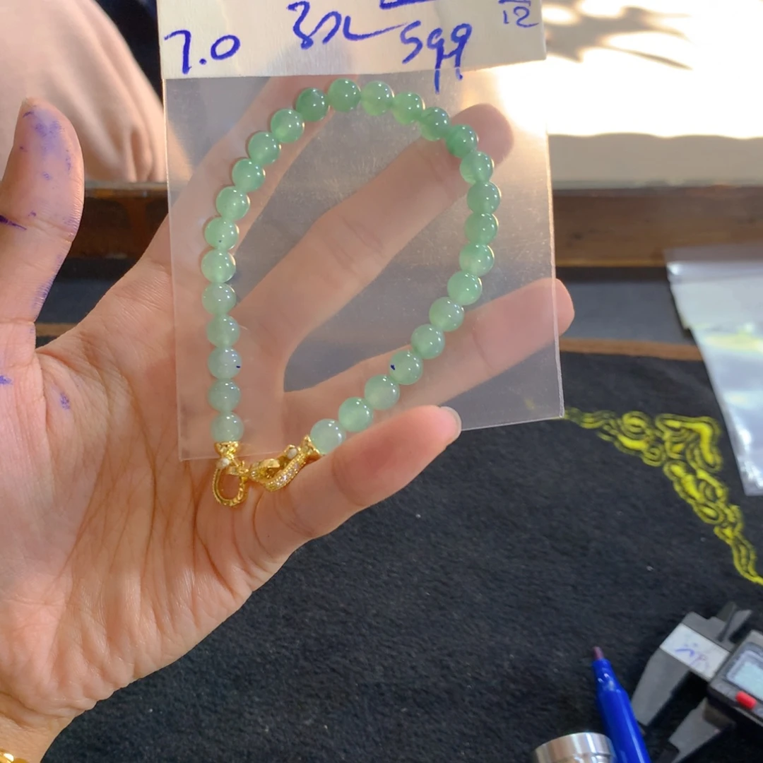 定制翡翠未镶嵌天然缅甸翡翠