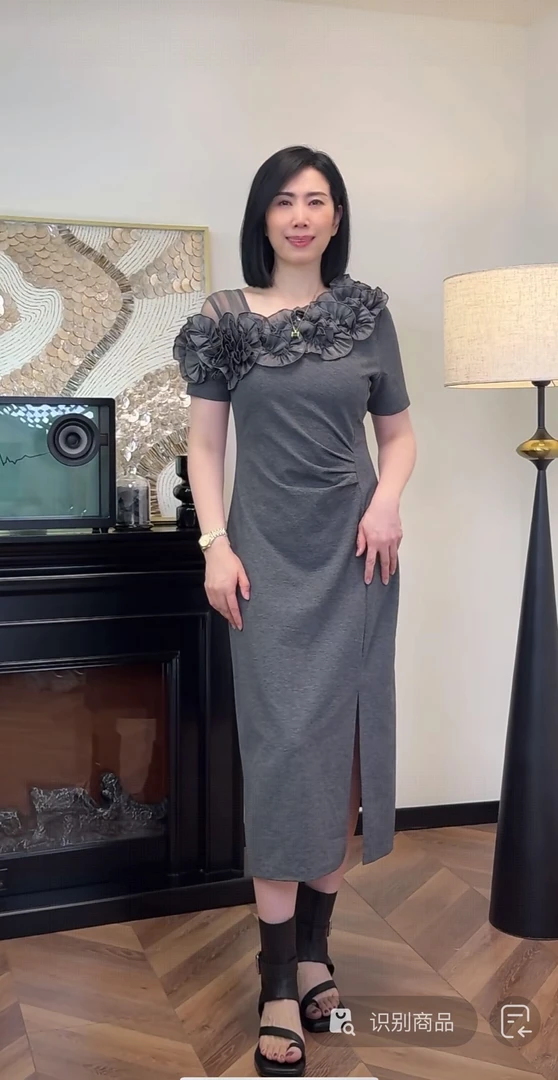 【柏卉服饰】立体花朵开叉裙