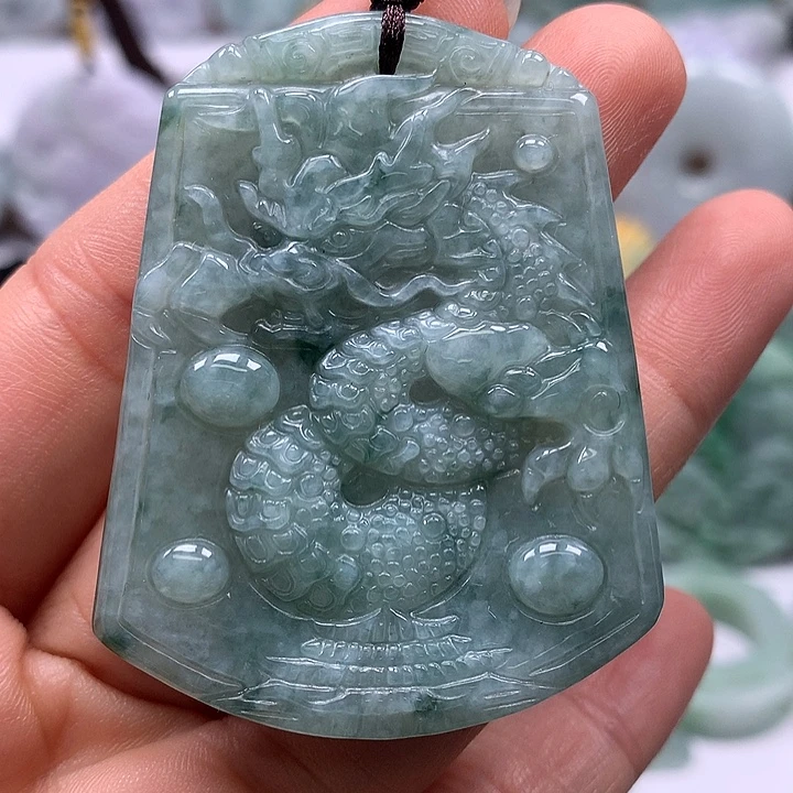 翡翠未镶嵌颈饰仿古龙行天下福利