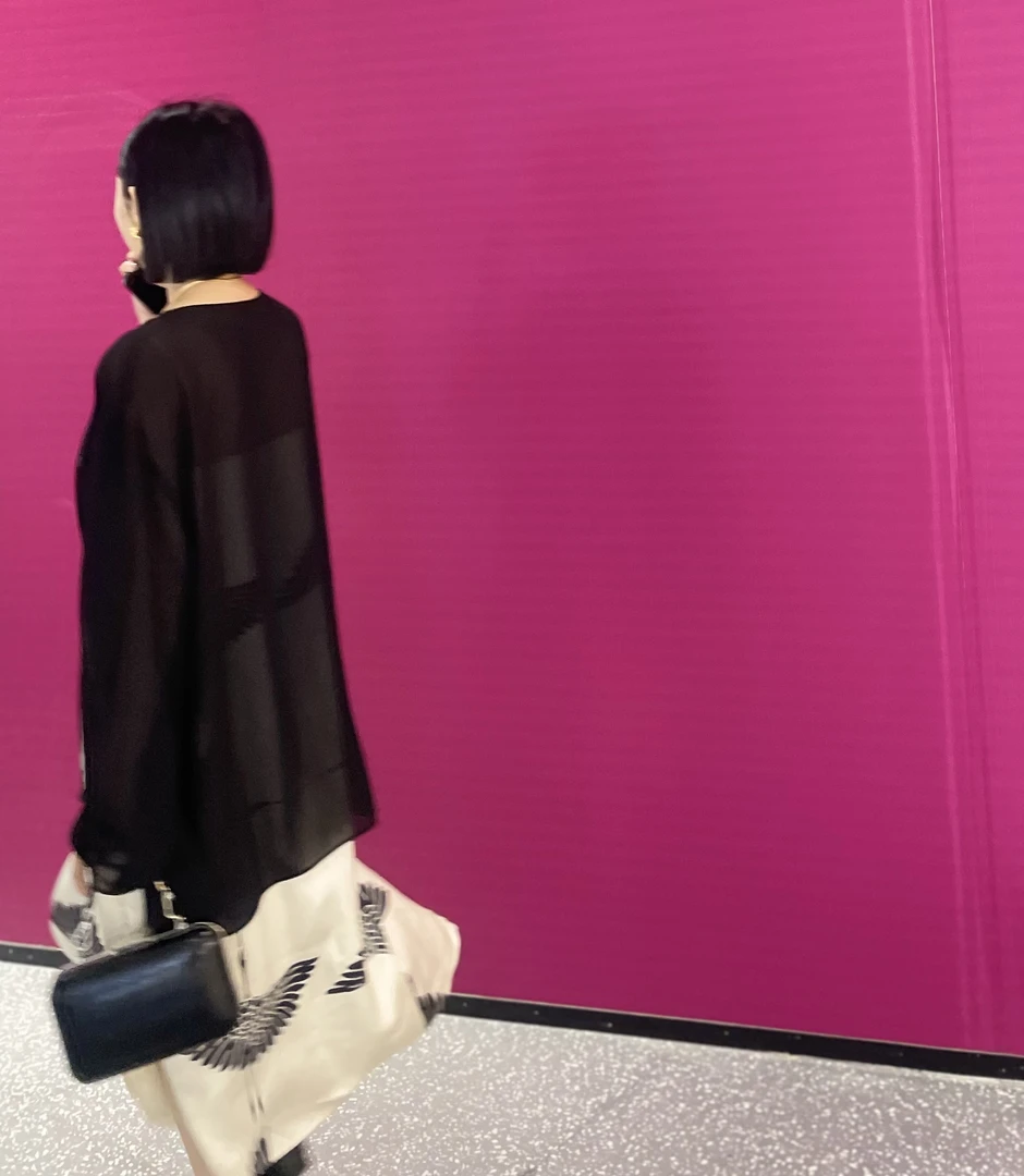 透气舒适纱珠衬衫