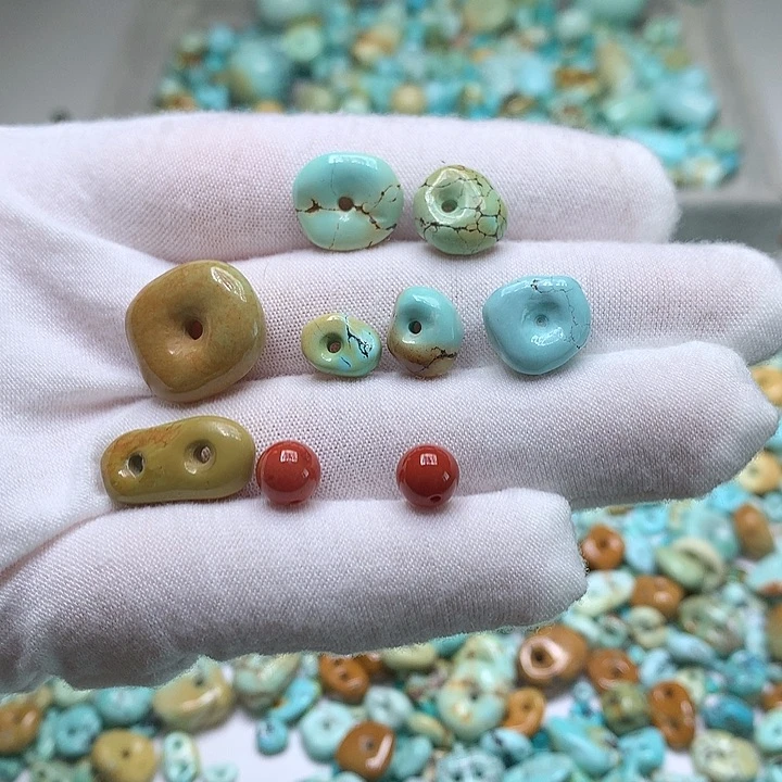 凉***舟南红玛瑙未镶嵌珠宝奇石