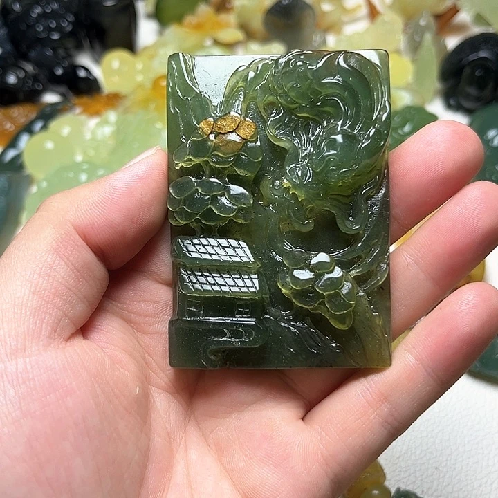 未镶嵌蛇纹石玉颈饰