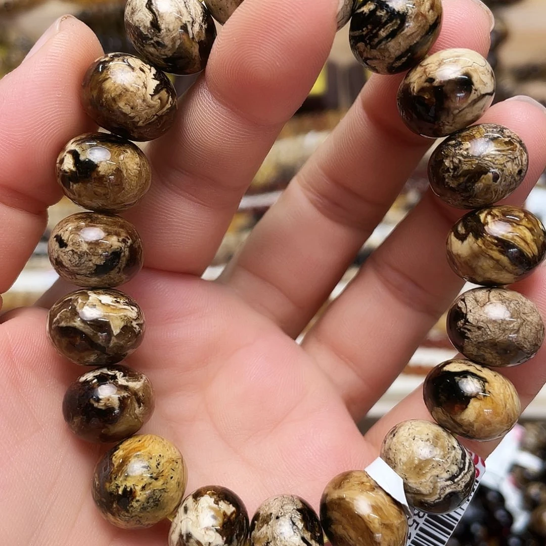 犇***帅未镶嵌琥珀裸石十四71351