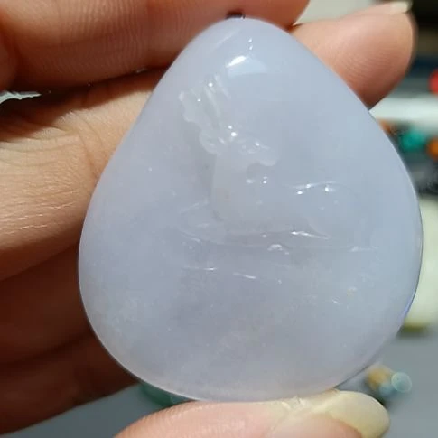 翡翠颈饰未镶嵌吊坠