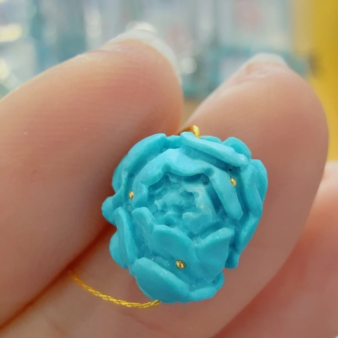 绿松石未镶嵌珠宝奇石