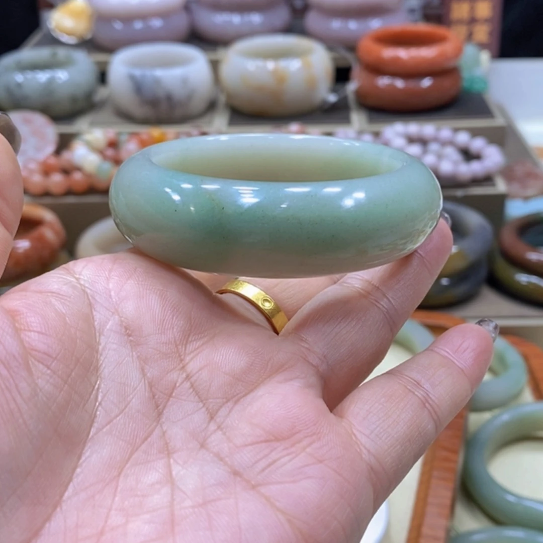 【闪购商品】未镶嵌手镯石英质玉月**上