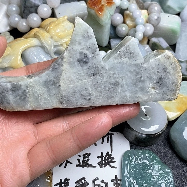 翡翠未镶嵌颈饰天然翡翠88