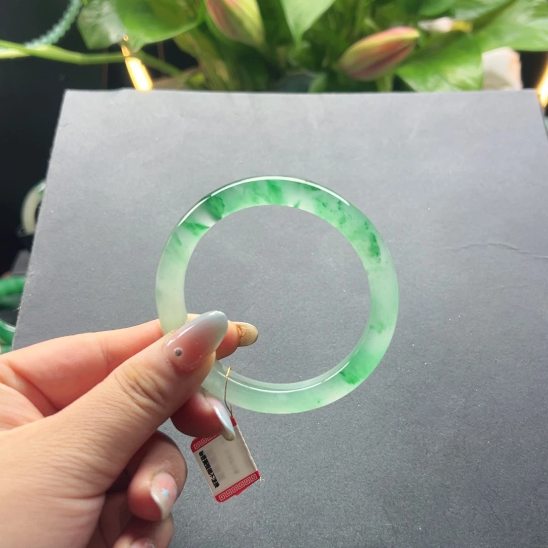 ****喵石英质玉手镯未镶嵌手镯53➕