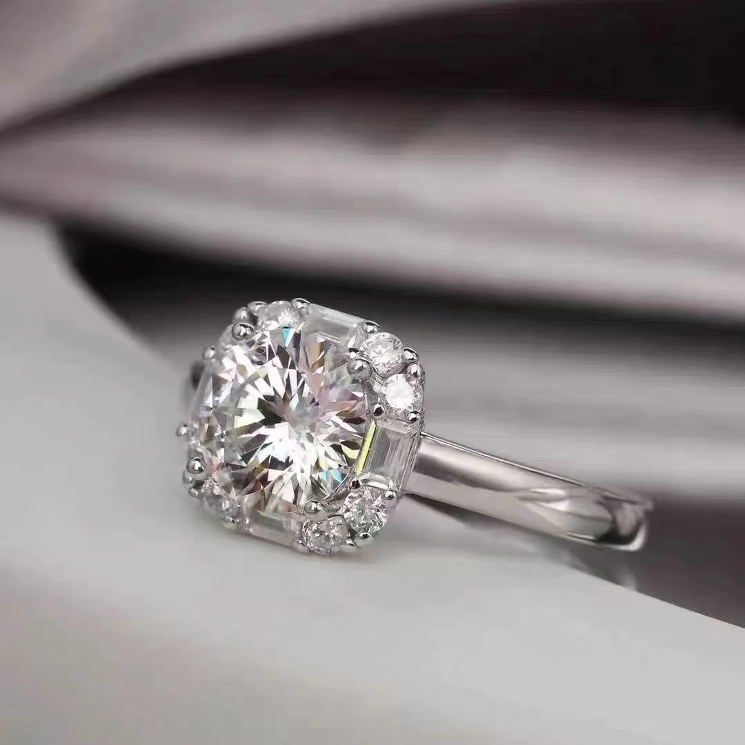《高端定制》通家方包四爪女戒1.0CT