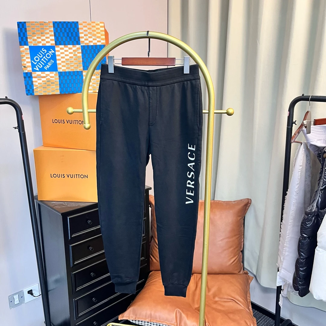 99新 VERSACE/范思哲 梅芙 黑色字母logo长裤 S码