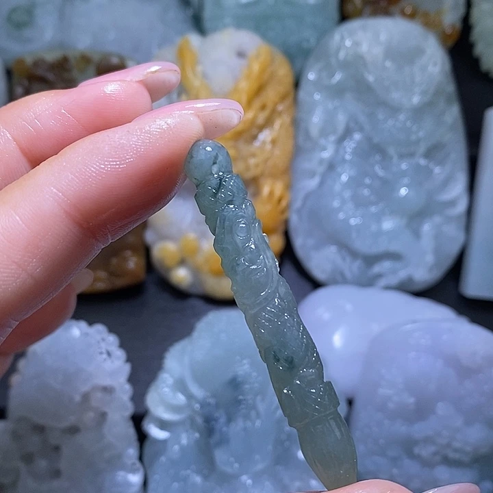 定制翡翠未镶嵌翡翠