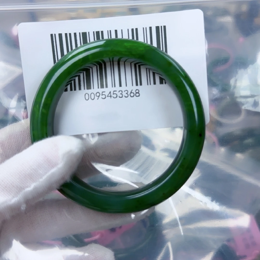 和田玉（碧玉）手镯未镶嵌55