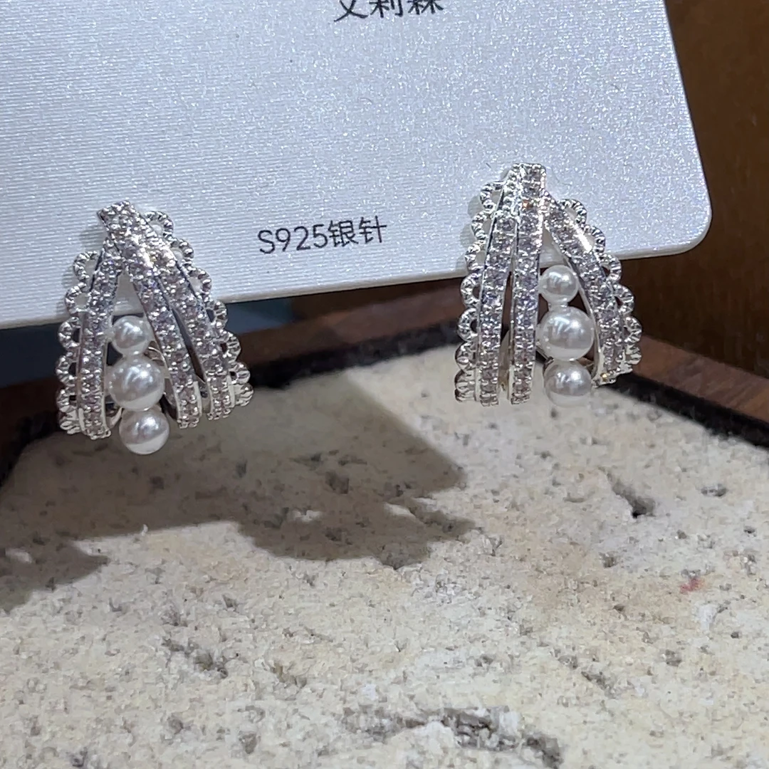 非金属亚克力耳饰 F222蕾丝款猪猪耳饰