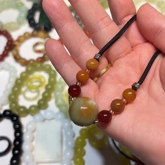 蛇纹石玉未镶嵌手串