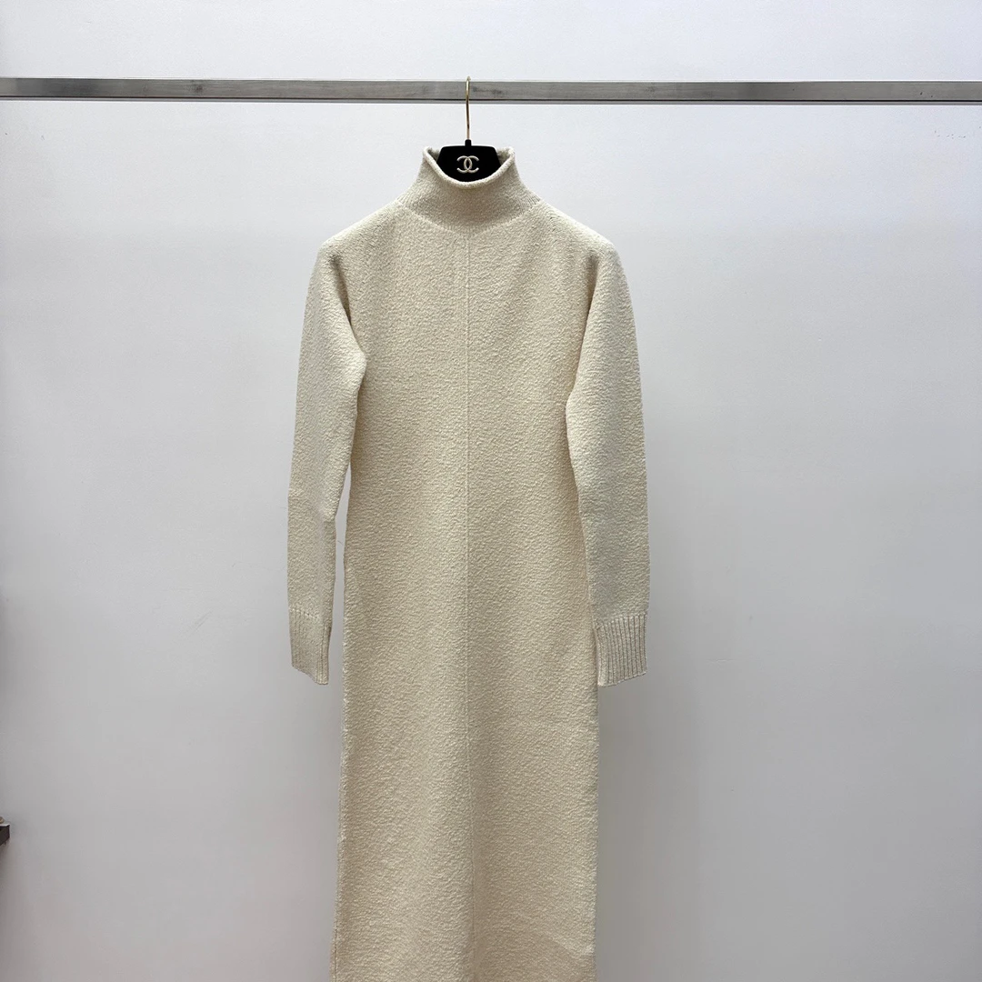 99新 Celine/思琳 高领针织连衣裙 xs码 01754