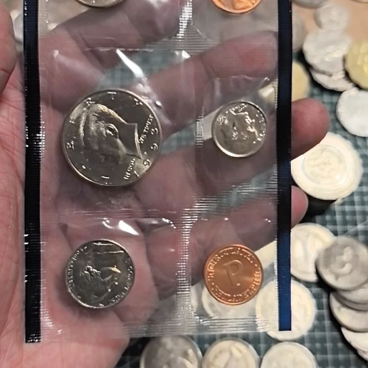 普通金属币?*星流通品相硬币