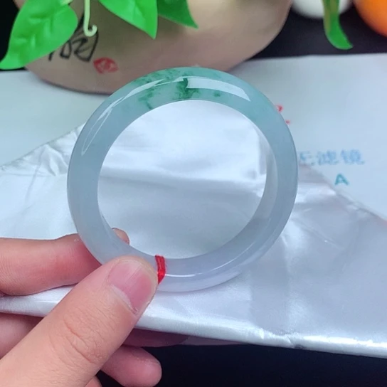 翡翠手镯未镶嵌正圈036