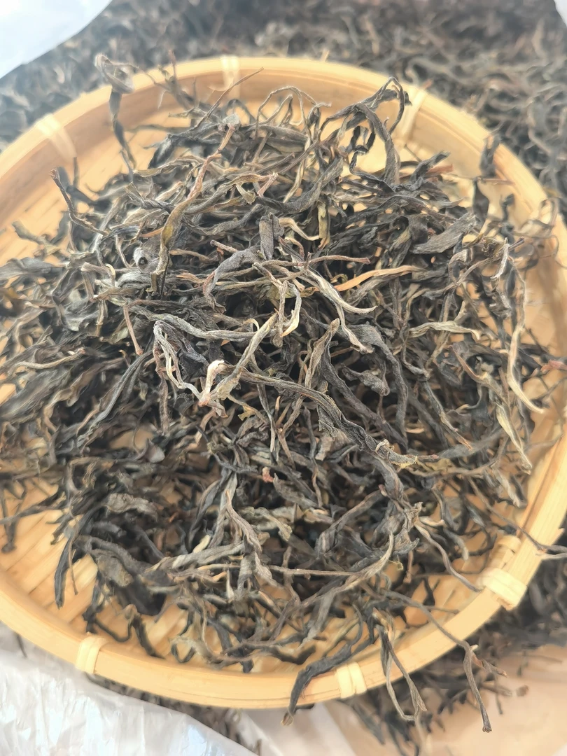 2021年 哆依树一类高杆  普洱生茶散茶（易武茶区）