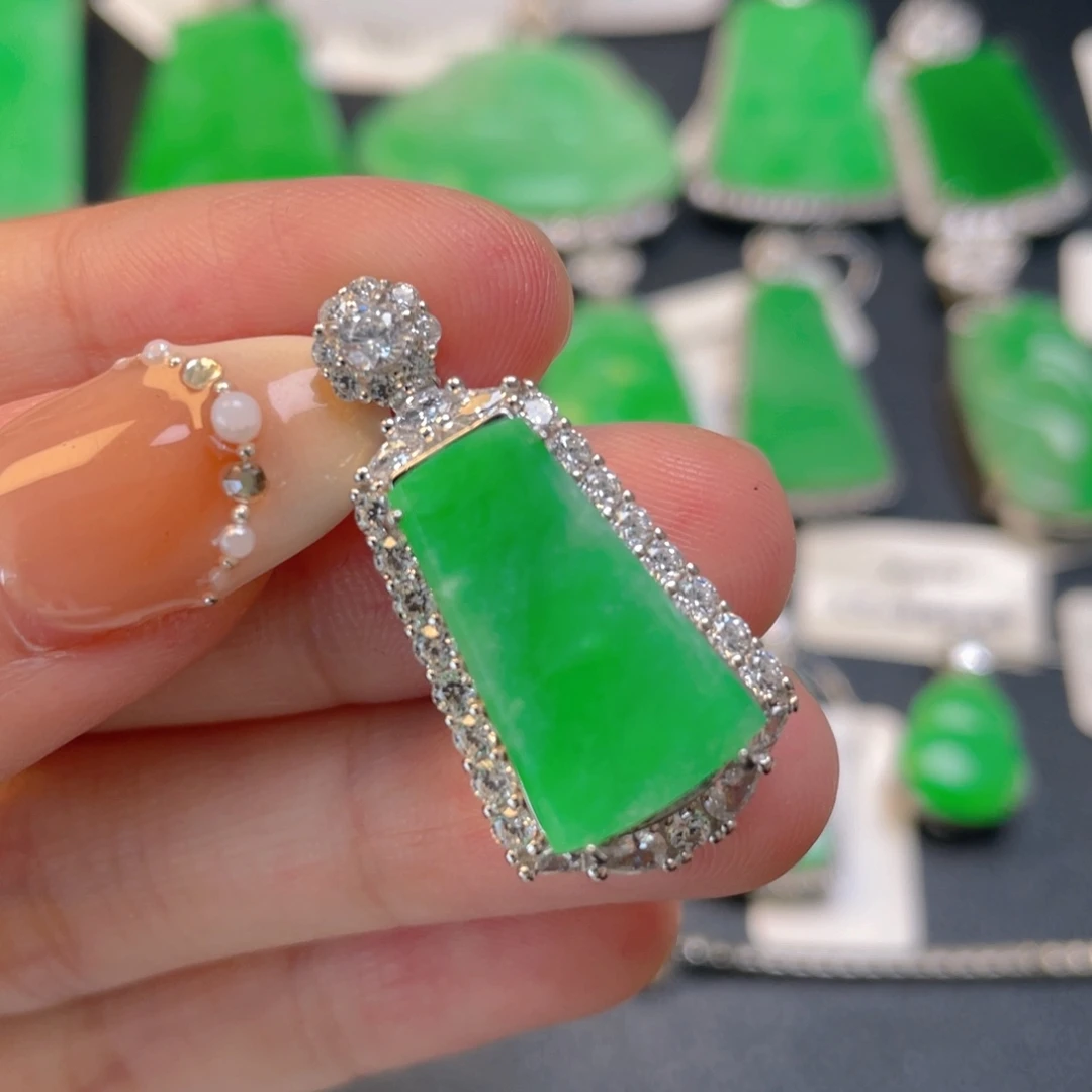 翡翠银S925镶嵌颈饰