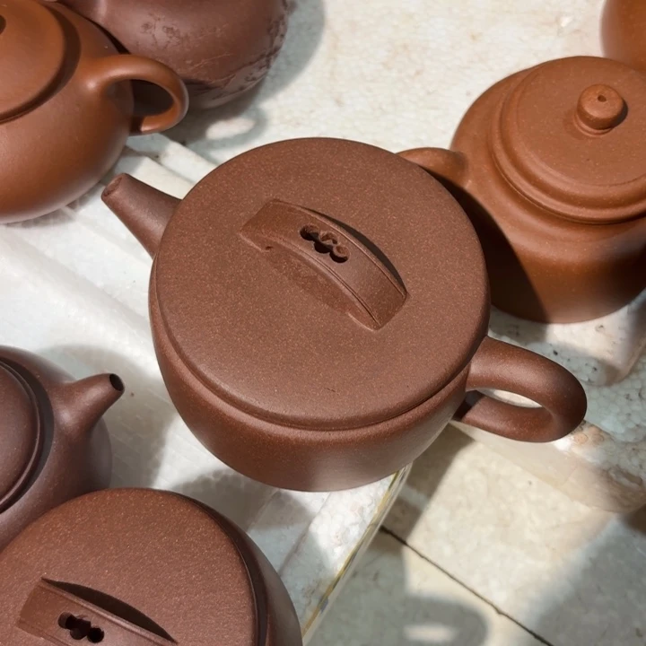 茶壶紫砂紫泥底槽青汉瓦150cc