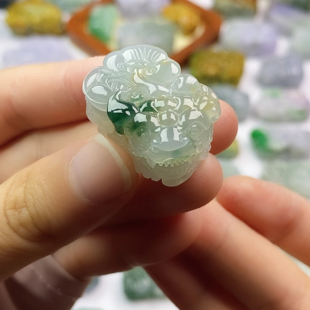 颈饰未镶嵌翡翠貔貅