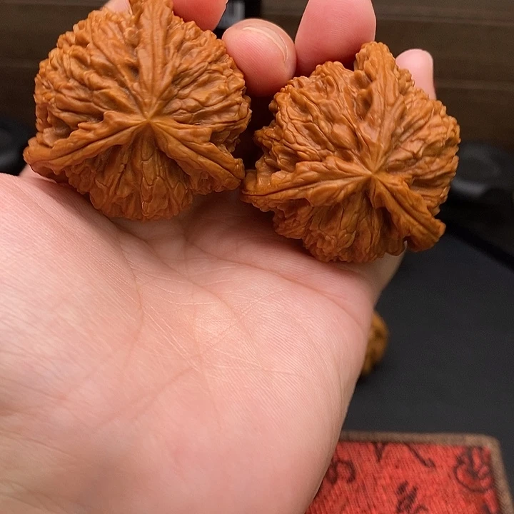 @***&把件文玩核桃白奔