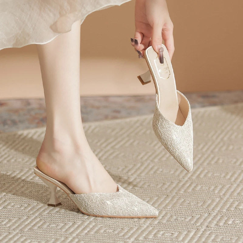 小众设计感包头凉鞋女高跟鞋细跟高级感春季新款纯色浅口单鞋女